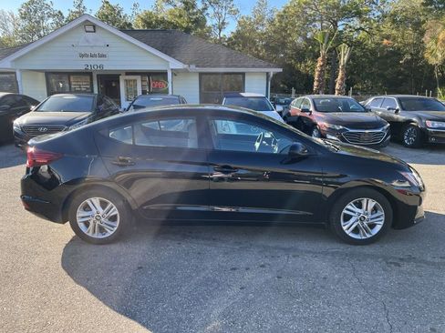 Used 2020 Hyundai Elantra SEL image 4