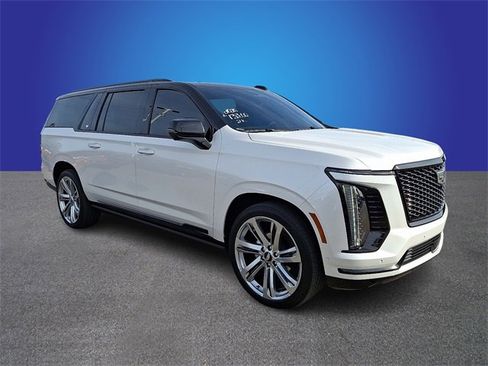Certified 2025 Cadillac Escalade ESV Sport Platinum image 3