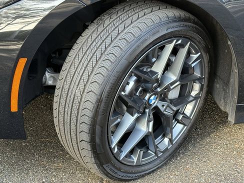 Used 2025 BMW 330i Sedan w/ Convenience Package image 17