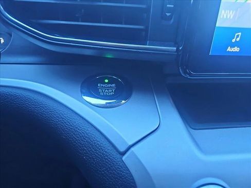 Used 2021 Ford Explorer XLT w/ Equipment Group 202A image 27