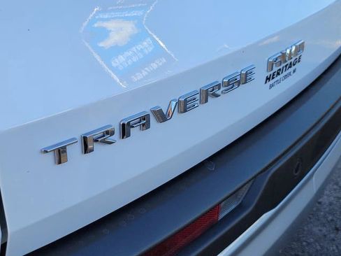 New 2027 Chevrolet Traverse LT w/ Sun and Wheel Package AWD/4WD image 34