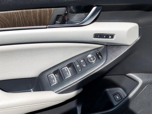 Used 2019 Honda Accord EX-L image 44