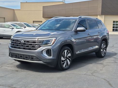 Used 2024 Volkswagen Atlas SEL AWD/4WD image 10