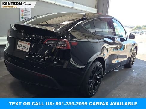 Used 2023 Tesla Model Y Long Range AWD/4WD image 3