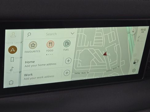 Used 2024 Land Rover Defender 110 S image 28