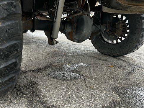 Used 2011 Ford F250 King Ranch w/ King Ranch w/Chrome Pkg image 9