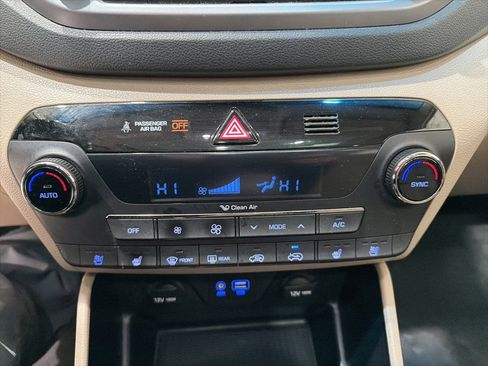 Used 2017 Hyundai Tucson Limited w/ Limited Ultimate Package 03 image 18