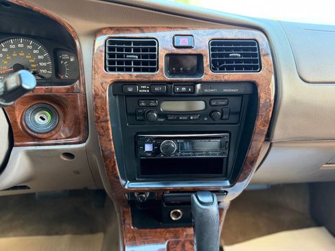 Used 1999 Toyota 4Runner Limited AWD/4WD image 23