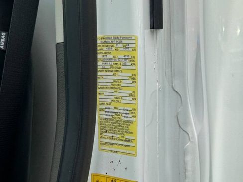 Used 2023 Ford E-Transit RWD image 24