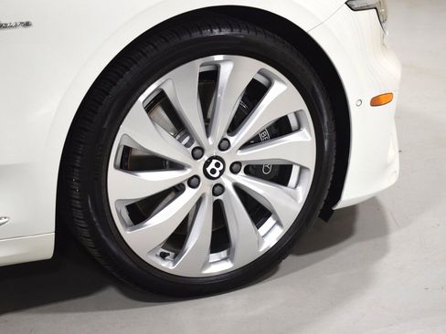 Certified 2026 Bentley Continental GTC AWD/4WD image 7