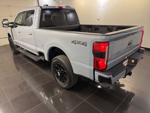 New 2026 Ford F250 Lariat w/ Black Appearance Package AWD/4WD image 4