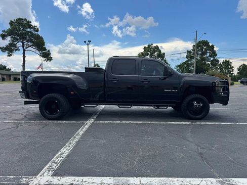 Used 2008 Chevrolet Silverado 3500 LTZ AWD/4WD image 5