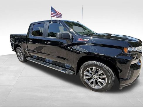 Used 2020 Chevrolet Silverado 1500 RST AWD/4WD image 9