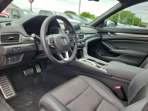 Used 2019 Honda Accord Sport image 21