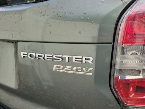 Used 2015 Subaru Forester 2.5i Limited image 5