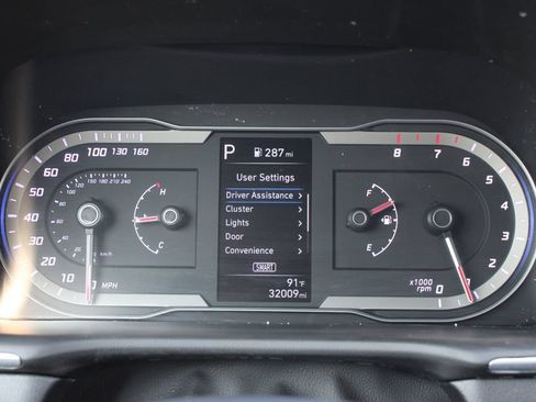 Used 2023 Hyundai Santa Cruz SEL FWD image 9