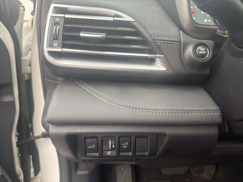 Used 2023 Subaru Outback Touring XT image 11