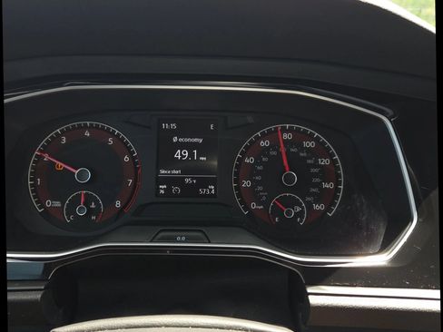 Used 2020 Volkswagen Jetta S w/ Driver Assistance Package FWD image 7