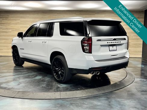 Used 2024 Chevrolet Suburban High Country AWD/4WD image 14