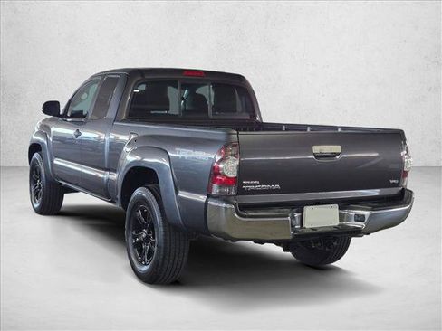 Used 2013 Toyota Tacoma 4x4 Access Cab V6 w/ TRD Off-Road Pkg image 8
