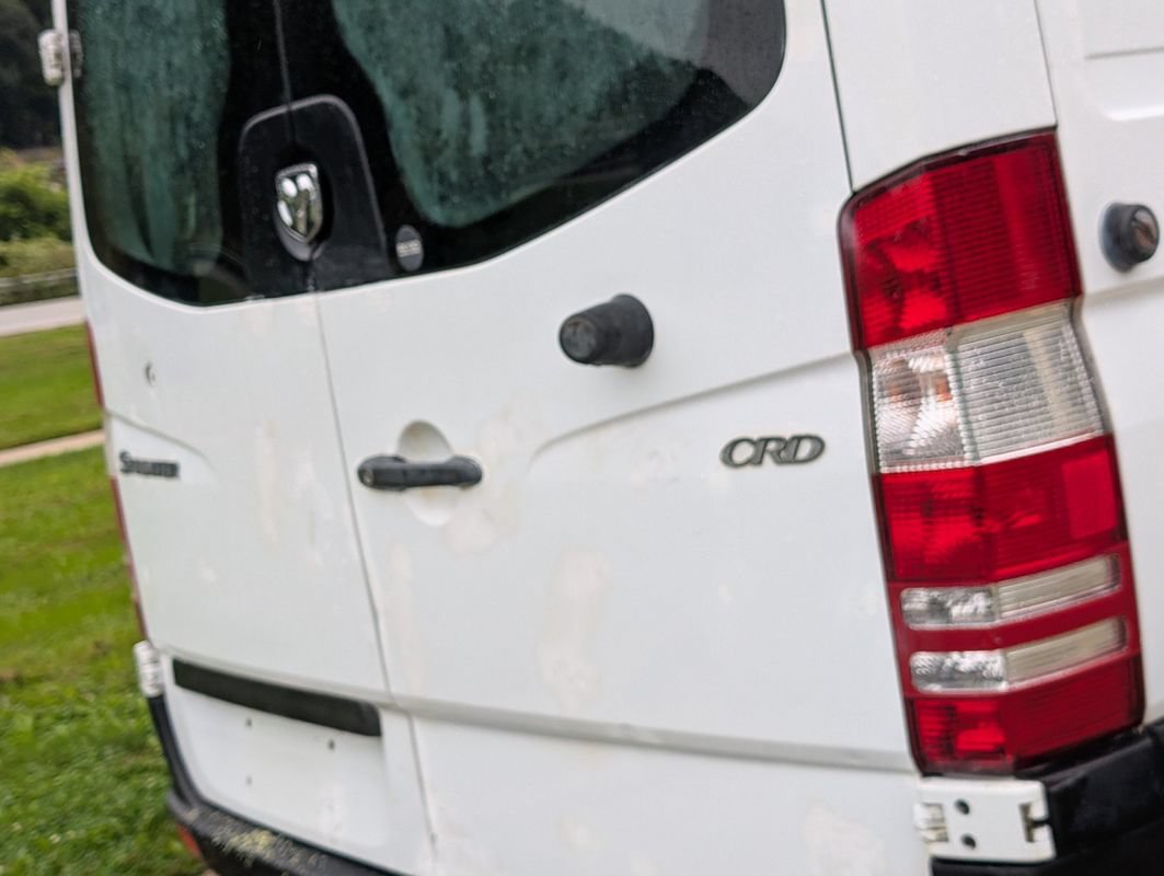 Used 2008 Dodge Sprinter 2500 RWD image 28