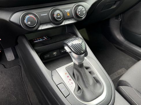 Used 2022 Kia Forte LXS image 21