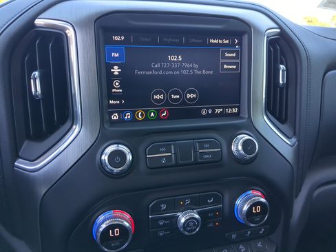 Used 2021 GMC Sierra 1500 Denali w/ Denali Premium Package image 22