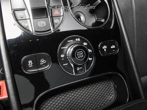 Used 2017 Bentley Bentayga AWD/4WD image 23