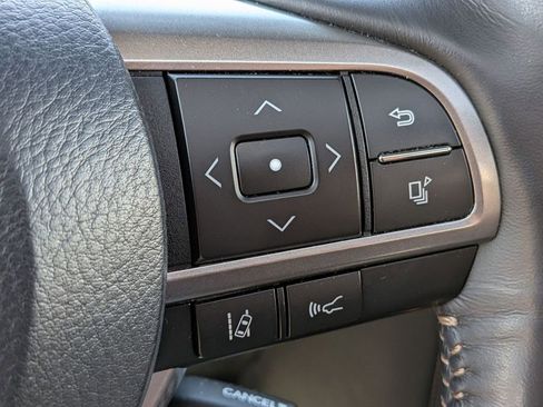 Used 2023 Lexus GX 460 Premium w/ Accessory Package AWD/4WD image 22
