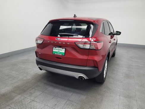 Used 2022 Ford Escape SE image 7