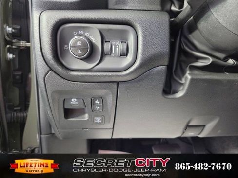 New 2026 RAM 1500 Big Horn AWD/4WD image 14