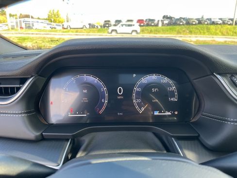 New 2025 Jeep Grand Cherokee image 21