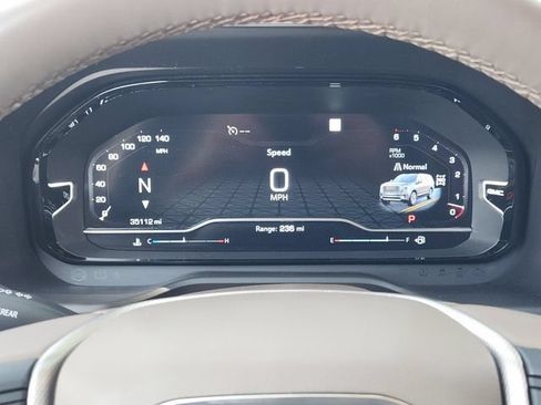 Used 2024 GMC Yukon Denali AWD/4WD image 16