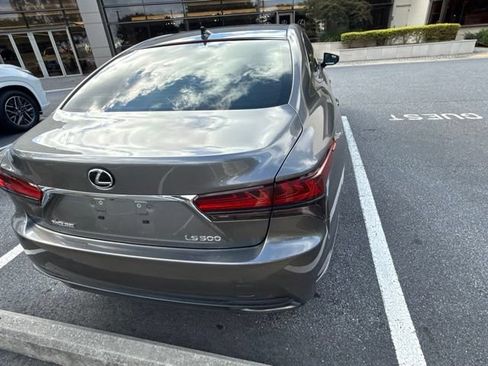 Used 2023 Lexus LS 500 w/ Interior Upgrade Package RWD image 11