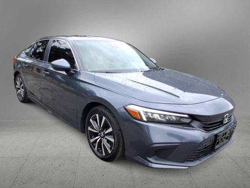 Used 2022 Honda Civic EX image 2
