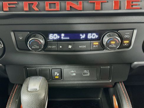 Used 2025 Nissan Frontier PRO-4X AWD/4WD image 23