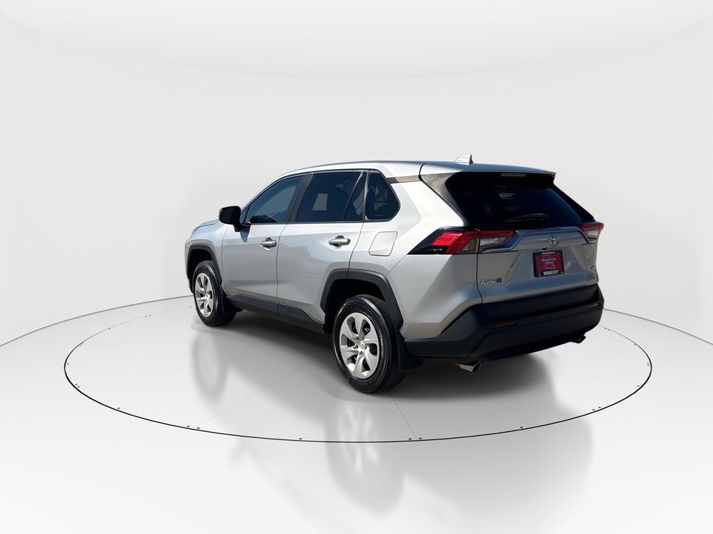 Used 2023 Toyota RAV4 LE FWD image 6