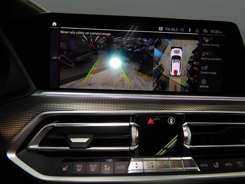 Used 2020 BMW X5 xDrive40i w/ Premium Enhanced Package image 25