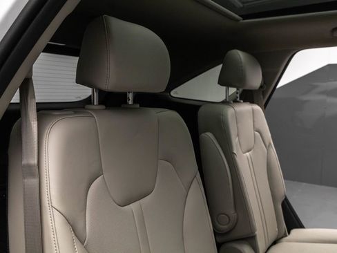 Used 2023 Kia Sorento SX image 30