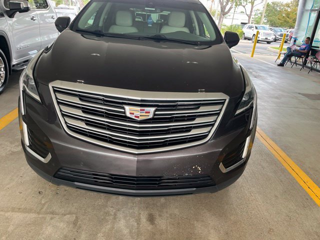 Certified 2018 Cadillac XT5 Premium Luxury FWD image 2