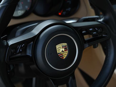 Used 2013 Porsche 911 Carrera 4S AWD/4WD image 25