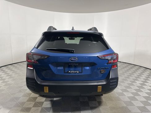 Used 2025 Subaru Outback Wilderness AWD/4WD image 6