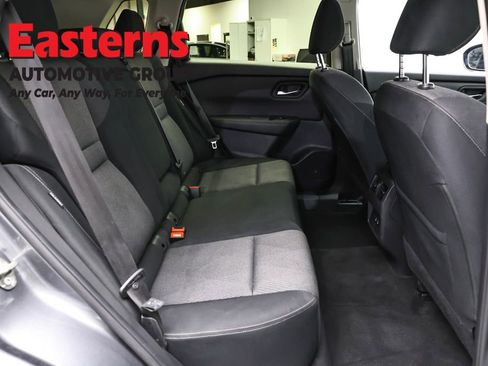 Used 2024 Nissan Rogue SV AWD/4WD image 23