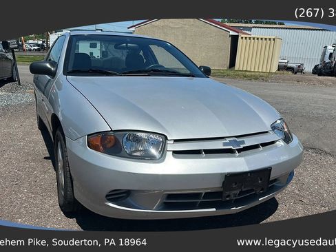 Used 2003 Chevrolet Cavalier Coupe w/ Preferred Equipment Group FWD image 1