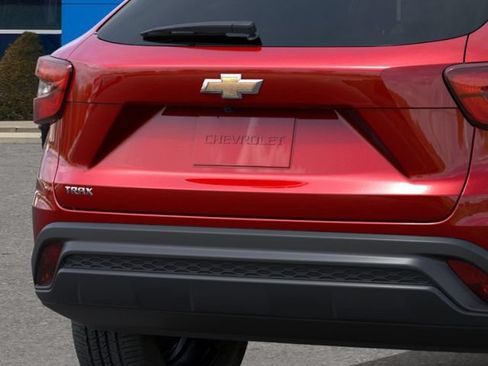 New 2026 Chevrolet Trax LS FWD image 14