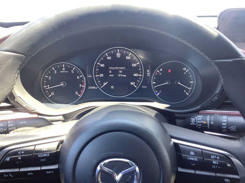 Used 2024 MAZDA MAZDA3 s FWD image 16