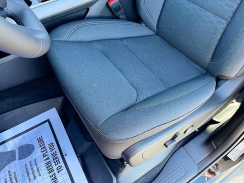 New 2026 RAM 1500 Big Horn AWD/4WD image 19