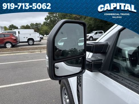 New 2025 Ford F250 XL w/ XL Chrome Package image 12