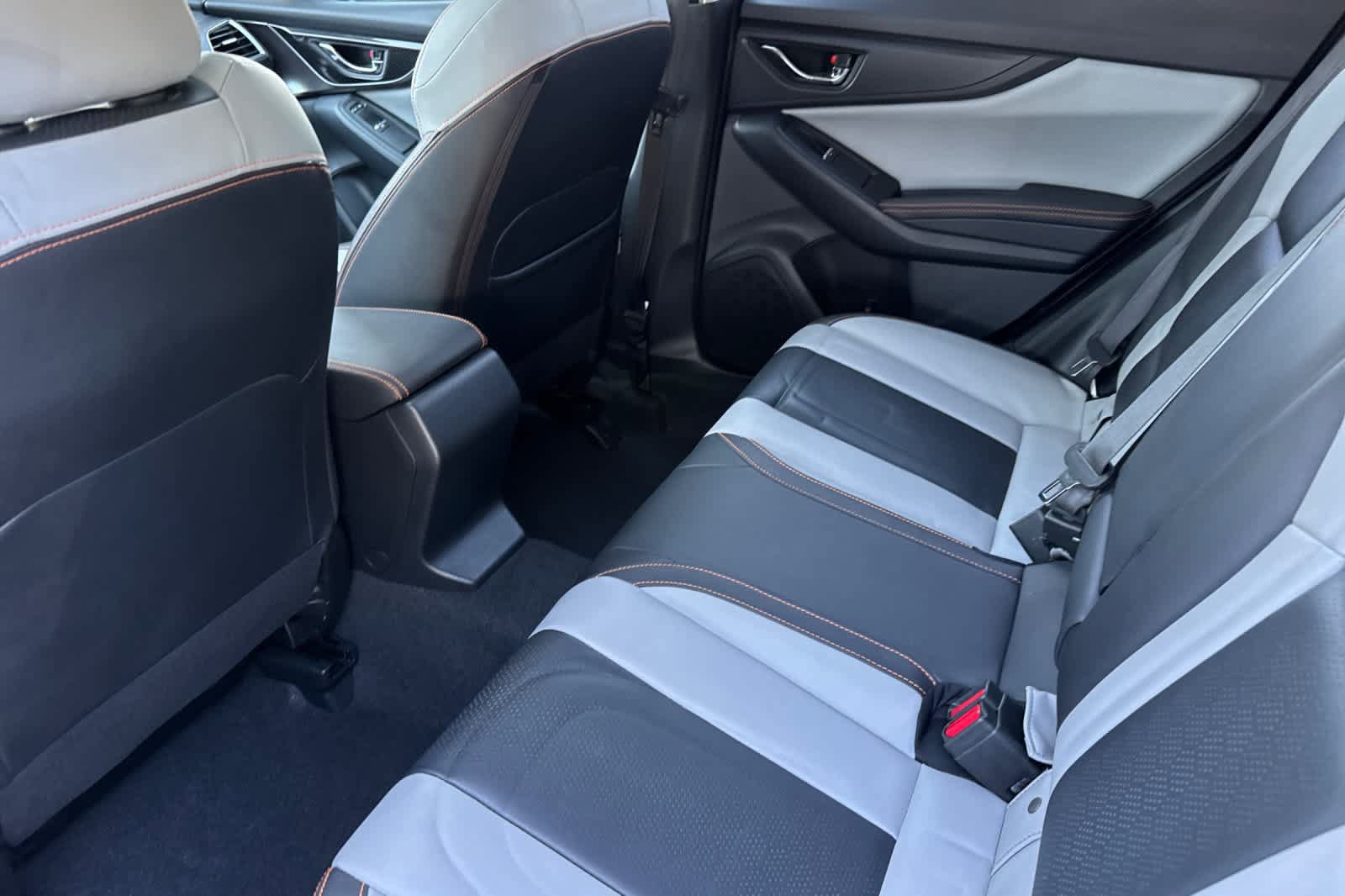 Used 2020 Subaru Crosstrek 2.0i Limited w/ Moonroof Package w/Navigation AWD/4WD image 4