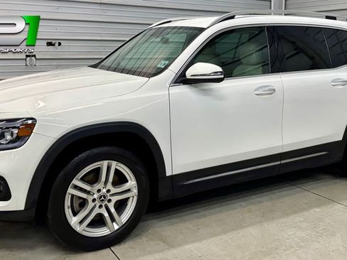 Used 2021 Mercedes-Benz GLB 250 4MATIC image 1